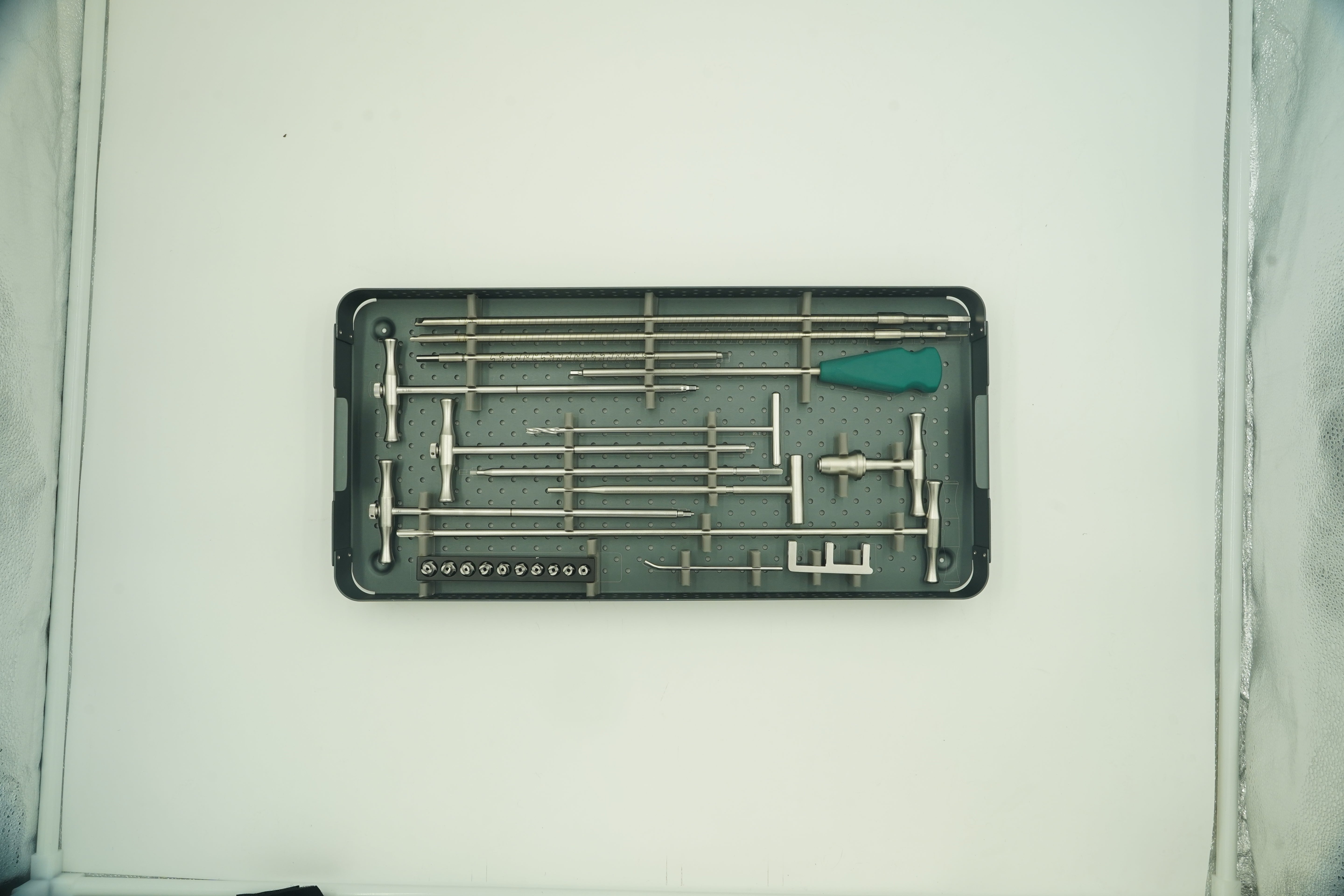 New Femoral Reconstction Intramedullary Nail Instrument Set